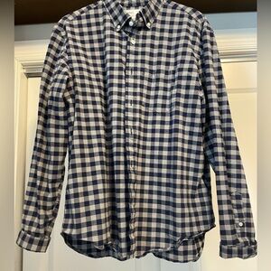 Old Navy. Size Large. Button up long sleeve. Navy checker print.